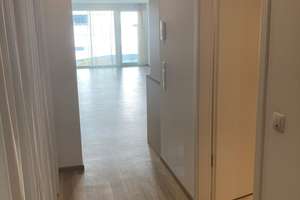 Schicke 3-Zimmer-Wohnung mit EBK und Balkon in Bestlage – Tunzhofer Str. 13, 70191 Heilbronner Straße, Stuttgart – Vorschaubild 3