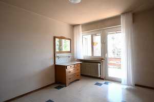 Freistehendes Einfamilienhaus mit Garten und Doppelgarage in gefragter Wohnlage von Flein! – Heilbronn (Kreis) – Vorschaubild 9