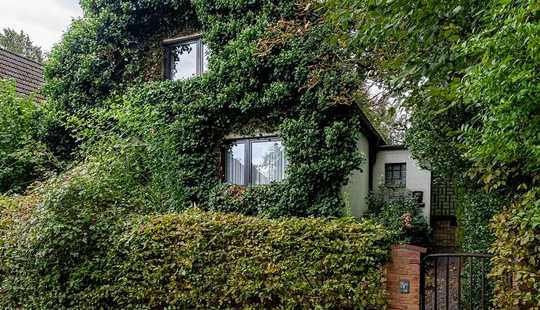 Bild von Sanierungsbedürftiges Einfamilienhaus auf großem Grundstück mit Potential
