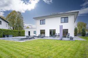 EXKLUSIVES EINFAMILIENHAUS+5 ZIMMER+2 BÄDER+POOL+DOPPELGARAGE+ENERGIE A (+) – Die vollständige Adresse der Immobilie erhältst du vom Anbieter., 14624 Dallgow-Döberitz – Vorschaubild 1