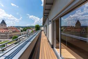 Großzügiges Penthouse mit 360° Dachterrasse, Weitblick und 65 m² Wohn-/Essbereich im Zentrum Jenas