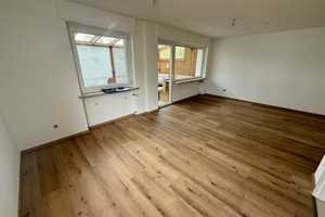 Reiheneckhaus im Klötzlmüllerviertel, Garten, Garage,Balkon, Erstbezug nach Modernisierung/Sanierung – Wallbergweg 10, 84034 Landshut – Vorschaubild 7
