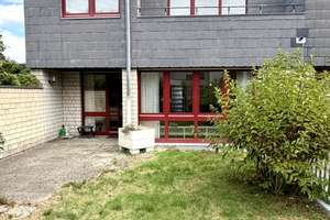 Familienfreundliches Reihenmittelhaus mit schönem Garten in ruhiger Lage von Düsseldorf-Hellerhof