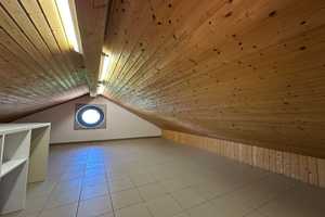 Attraktives MFH mit 3 Einheiten, Autohalle, Garage, Carport, Wintergarten mit TOP-Rendite & Optionen – Augsburg (Kreis) – Vorschaubild 12