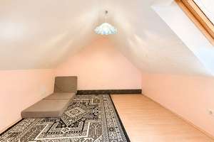 Maisonettwohnung I Dachgeschoss-Ausbau 2008 I 4 Räume + Spitzboden I Tageslichtbad I Denkmalschutz – Die vollständige Adresse der Immobilie erhältst du vom Anbieter., 4319 Engelsdorf, Leipzig – Vorschaubild 20