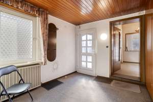 Zweifamilienhaus mit vielseitigen Nutzungsmöglichkeiten und Potenzial für individuelle Wohnkonzepte – Die vollständige Adresse der Immobilie erhältst du vom Anbieter., 46149 Buschhausen, Oberhausen – Vorschaubild 4