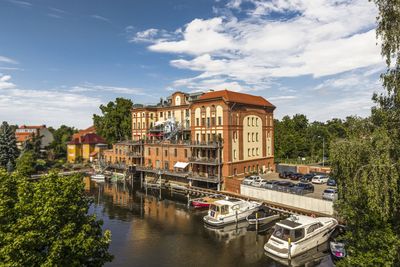 Waterfront Design-Loft mit Bootsliegeplatz im historischen Speicher