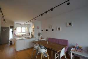 FRIEDRICHSDORF: Modernes Reihenmittelhaus mit Garten und Dachterrasse in ruhigem Wohngebiet! – Hochtaunuskreis – Vorschaubild 4
