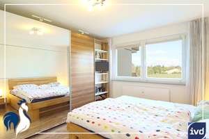 Familienzeit beginnt hier: 3,5-Zi.-Wohnung mit EBK, Westbalkon, Aufzug & Stellplatz in S-Giebel!