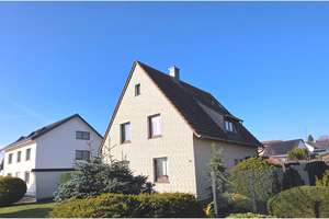 - VERKAUFT - Charmantes Wohnhaus in ruhiger Siedlungslage – Die vollständige Adresse der Immobilie erhältst du vom Anbieter., 32130 Enger – Vorschaubild 3