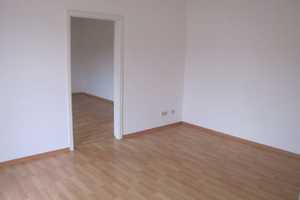 Wohnen über den Dächern von Magdeburg - gemütliche 2-Raum-Wohnung mit Einbauküche in Stadtfeld Ost! – A-Puschkin-Str. 10, 39108 Magdeburg – Vorschaubild 4