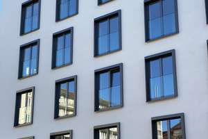 Top Lage Maxvorstadt helle Luxuswohnung teilmöbliert mit Blick auf Brandhorst Museum – Theresienstraße 35, 80333 Universität, München – Vorschaubild 1