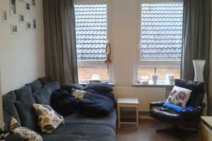 Renovierte 2,5-Zimmer-Dachgeschosswohnung mit Einbauküche in beliebter Lage im östlichen Ringgebiet – Comeniusstr. 46, 38102 Braunschweig – Vorschaubild 1