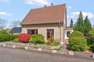 Leherheide - Charmantes Einfamilienhaus in ruhiger Lage – Die vollständige Adresse der Immobilie erhältst du vom Anbieter., 27578 Leherheide, Bremerhaven – Vorschaubild 2
