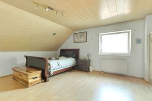 Repräsentatives Einfamilienhaus mit Balkon, Garage und Wintergarten – Die vollständige Adresse der Immobilie erhältst du vom Anbieter., 66919 Hettenhausen – Vorschaubild 15