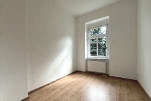 Lichtdurchflutete 4-Zimmer-Wohnung mit Tageslichtbad, Badewanne und Balkon in Böhlitz-Ehrenberg – 4178 Böhlitz-Ehrenberg, Leipzig – Vorschaubild 9