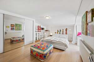 Schwabinger Rarität – Ein Haus auf 808 m² Grundstück im Herzen der Stadt – Die vollständige Adresse der Immobilie erhältst du vom Anbieter., 80805 Münchner Freiheit, München – Vorschaubild 11