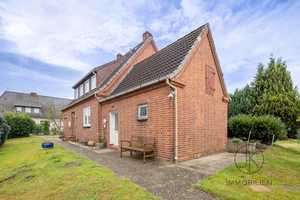 ***Ihr neues Zuhause: Großes Haus mit Garten und Garage in Groß Mackenstedt – Diepholz (Kreis) – Vorschaubild 9