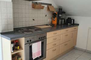 Gepflegte 2-Zimmer-DG-Wohnung mit Balkon und EBK in Heilbronn-Böckingen – Auf der Schanz 26, 74080 Böckingen, Heilbronn – Vorschaubild 4