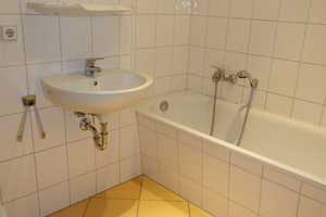 Moderne DG-Whg. mit Laminat ! Frei ab sofort – Frankenberger Str. 195, 9131 Chemnitz – Vorschaubild 11