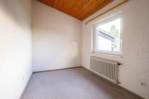 Gepflegtes Reihenmittelhaus mit Garage in ruhiger Lage von Holzhausen! – Die vollständige Adresse der Immobilie erhältst du vom Anbieter., 72172 Sulz am Neckar – Vorschaubild 18