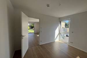 Helle, schöne 2-Zimmer-Wohnung mit Balkon in Lützenkirchen – Im Dorf 65a, 51381 Lützenkirchen, Leverkusen – Vorschaubild 4
