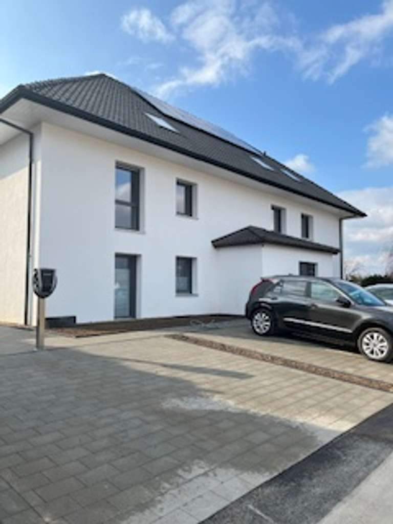 Stilvolle und gemütliche 2-Zimmer-Dachgeschosswohnung mit sonniger Loggia