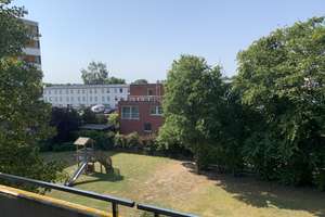 Richtig sonnige 3-Zimmerwohnung mit großem Balkon und Aufzug in BS-Watenbüttel – Die vollständige Adresse der Immobilie erhältst du vom Anbieter., 38112 Lehndorf-Watenbüttel, Braunschweig – Vorschaubild 5