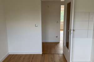 Renovierte Dachgeschosswohnung in ruhiger und dennoch zentraler Lage im beliebten Essen-Kettwig! – Schulstraße 16A, 45219 Kettwig, Essen – Vorschaubild 9
