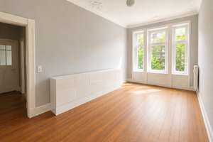 Jugendstil-Grandesse am Innocentiapark:  217 m²,  6,5 Zimmer  &  zwei Balkone in Harvestehude – Die vollständige Adresse der Immobilie erhältst du vom Anbieter., 20144 Harvestehude, Hamburg – Vorschaubild 13