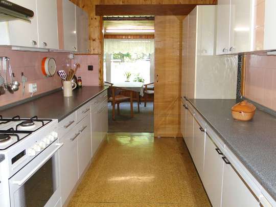 Sanierungsbedürftiges Wohnhaus im grünen Zeesen - Bild 13