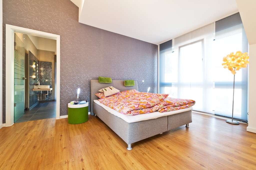 Immobilie in Wesseling - Individuelles Einfamilienhaus mit barrierefreier ELW in Wesseling - Flexibler Wohntraum mit modernst - Bild 3