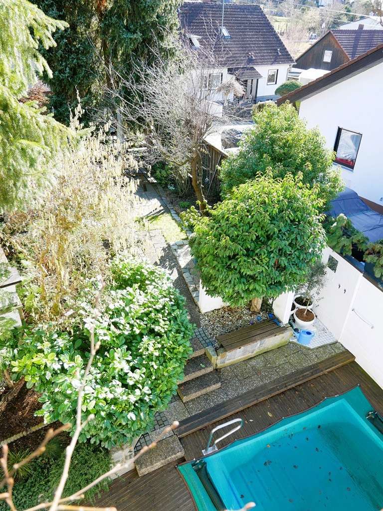 Immobilie in Friedberg - Wundervolles EFH mit Traumgarten & Pool in FRIEDBERG - Bild 3