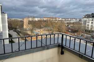 Stilvolle 4-Zimmer-Dachgeschosswohnung mit geh. Innenausstattung mit EBK in Berlin Prenzlauer Berg – Lichtburgring 16, 13355 Berlin – Vorschaubild 6