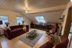Stilvolle Doppelhaushälfte in begehrter Toplage – seltene Gelegenheit mit viel Charme! – Die vollständige Adresse der Immobilie erhältst du vom Anbieter., 85053 Südost, Ingolstadt – Vorschaubild 4