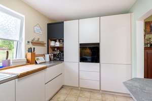 Gepflegte Doppelhaushälfte - Küche & Bad neu 2025, barrierefrei, Garage, Garten – Die vollständige Adresse der Immobilie erhältst du vom Anbieter., 85095 Denkendorf – Vorschaubild 10