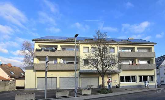 top gepflegtes Mehrfamilienhaus