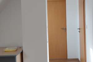 WG Zimmer in Stuttgart Münster zu vermieten - ideal für junge Paare – 70376 Münster, Stuttgart – Vorschaubild 1