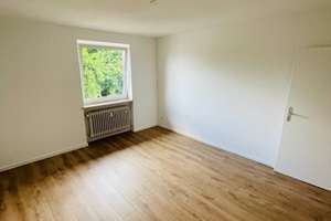provisionsfreie helle 2 Zimmer Whg. mit Balkon für Eigennutzung/Kapitalanleger – Waldweg 3, 85386 Eching – Vorschaubild 2