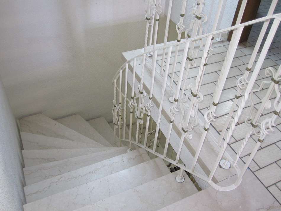 Treppenhaus ins Obergeschoss