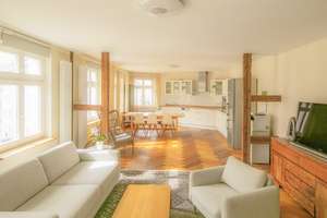 Bezugsfreie 3-Zimmer-Altbau-Wohnung in bester Mitte-Lage mit EBK – Kleine Hamburger Straße 24, 10115 Mitte (Ortsteil), Berlin – Vorschaubild 2