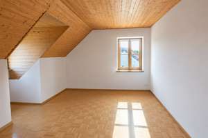 Großzügige 7-Zimmer-Doppelhaushälfte mit ca. 170 m² Wohnfläche, Garage, Balkon, Terrasse und Garten – Die vollständige Adresse der Immobilie erhältst du vom Anbieter., 85417 Marzling – Vorschaubild 10