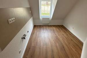 Wohnen mit Charakter: 3-Zimmer-Dachgeschosswohnung in Kassel-Süd direkt am Weinberg – Frankfurter Str. 44, 34121 Süd, Kassel – Vorschaubild 8