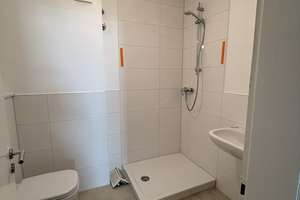 Wohnen mit Charakter: 3-Zimmer-Dachgeschosswohnung in Barmen – Färberstrasse 42275 Wuppertal 21, 42275 Barmen, Wuppertal – Vorschaubild 8