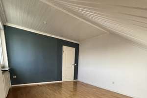 Helle, modernisierte 4-Zimmer-Dachgeschosswohnung mit Balkon und Weitblick – Königsberger Straße 7, 36039 Fulda – Vorschaubild 8