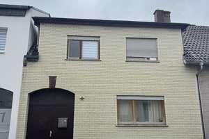 Familienfreundliches Zuhause mit Hof – Ludwigstraße 9, 55246 Mainz-Kostheim, Wiesbaden – Vorschaubild 2