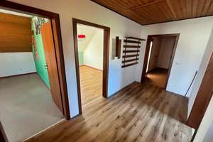 Großzügiges Ein- bis Zweifamilienhaus in ruhiger und gefragter Lage von Ransbach-Baumbach – Die vollständige Adresse der Immobilie erhältst du vom Anbieter., 56235 Ransbach-Baumbach – Vorschaubild 13