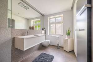 ⭐️ Moderne 3-Zi.-Maisonette zw. Mitte & Prenzlauer Berg mit Designküche, Tageslichtbad im Innenhof – Die vollständige Adresse der Immobilie erhältst du vom Anbieter., 10119 Mitte (Ortsteil), Berlin – Vorschaubild 7