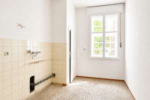 Charmante 2,5-Zimmer-Hochparterrewohnung in denkmalgeschützter Wohnanlage in Lichterfelde-West – Die vollständige Adresse der Immobilie erhältst du vom Anbieter., 12203 Lichterfelde, Berlin – Vorschaubild 11