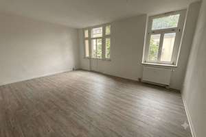 First Move-In: Dein neues Upgrade - fresh saniert mit eigenem Parkplatz – Hubertusstraße 32, 1129 Pieschen-Nord/Trachenberge, Dresden – Vorschaubild 2